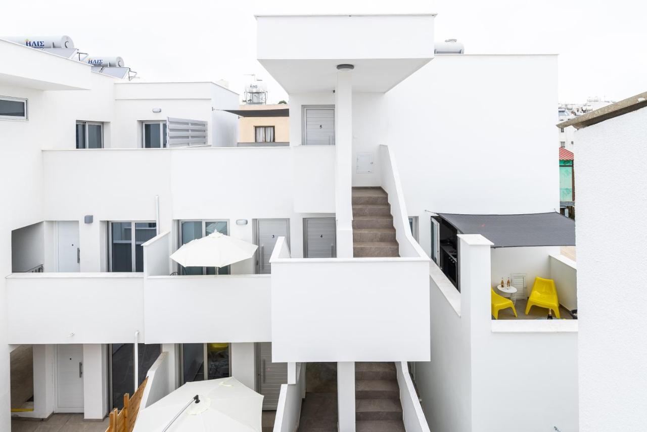 Spiros Luxury Apartments Ayia Napa Bagian luar foto
